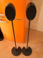 Kef 3005 s stojali